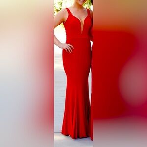 Sherri Hill formal gown size 6